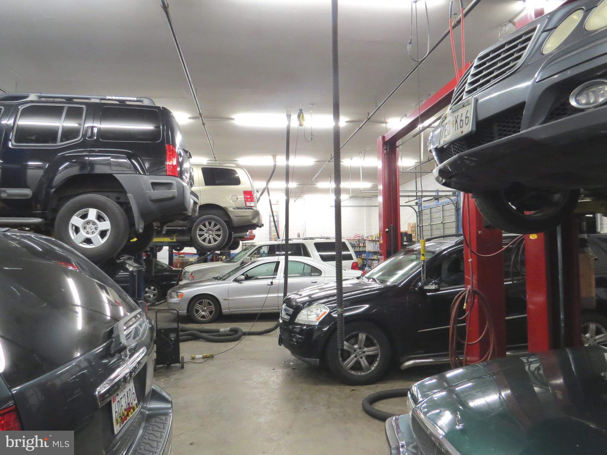 CAPITOL HEIGHTS - Commercial Sale