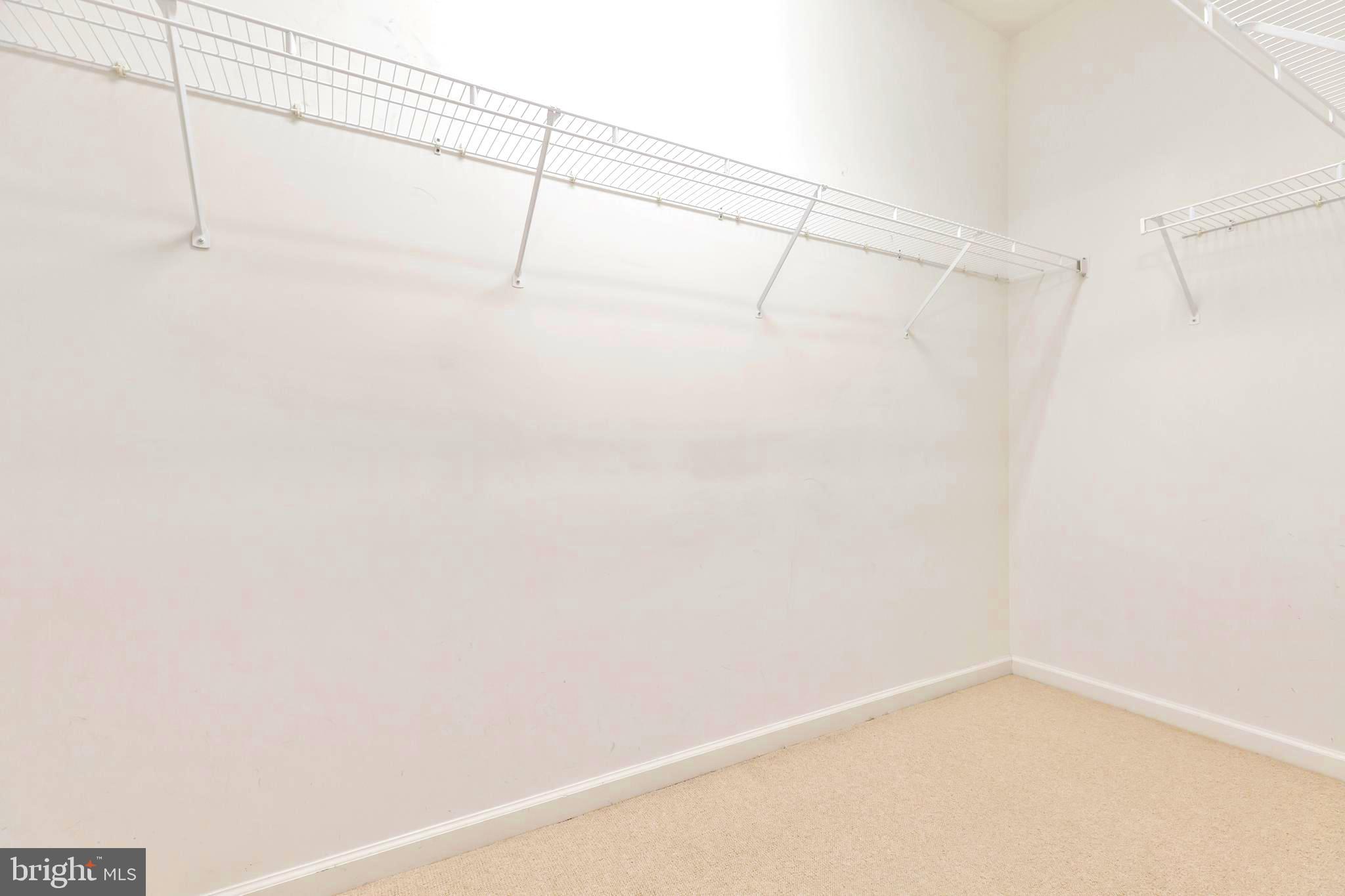 FALLS RUN - Residential