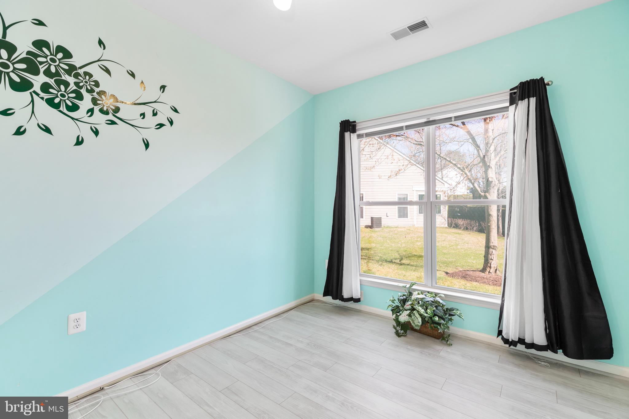 FALLS RUN - Residential