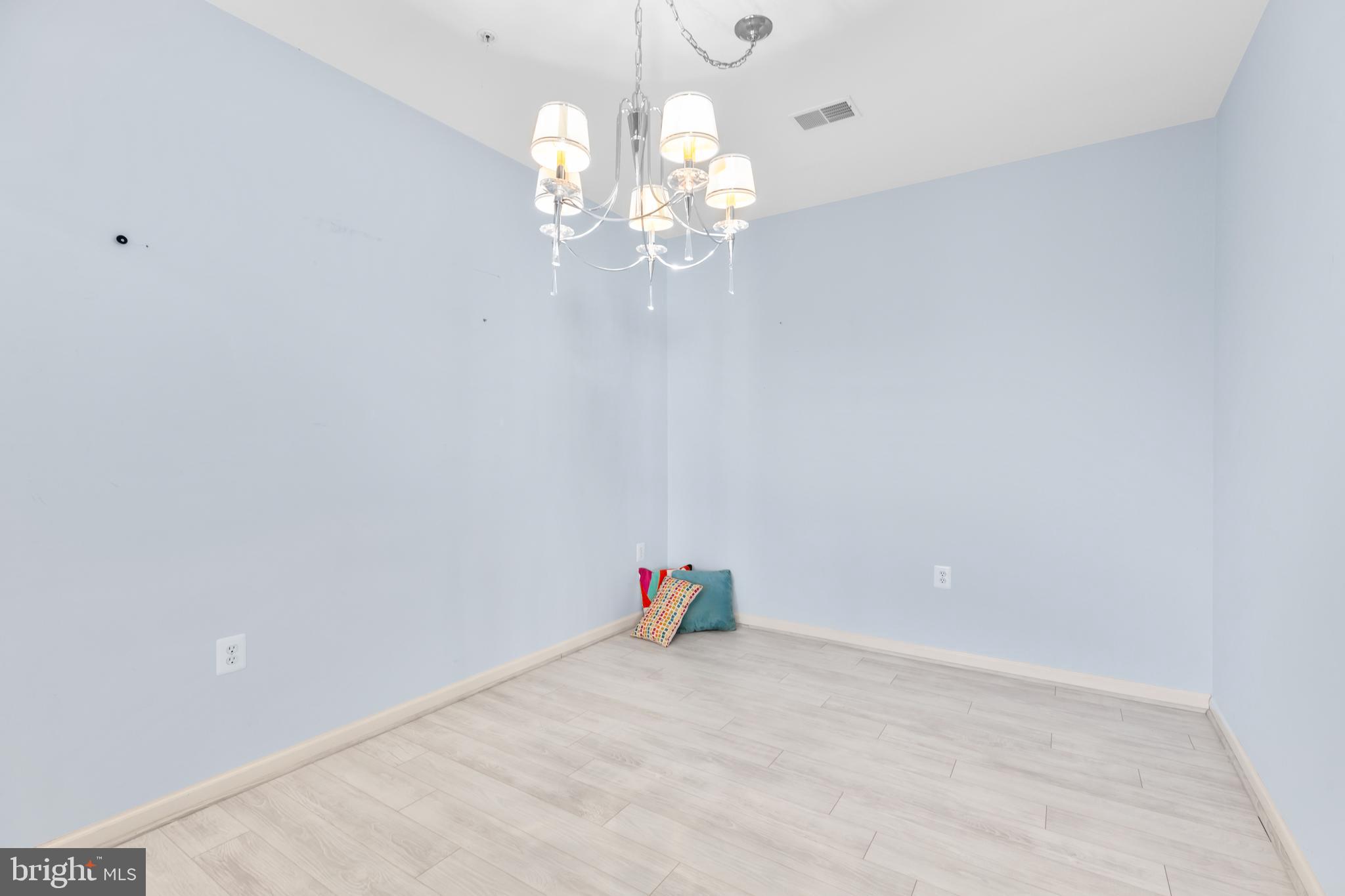 FALLS RUN - Residential