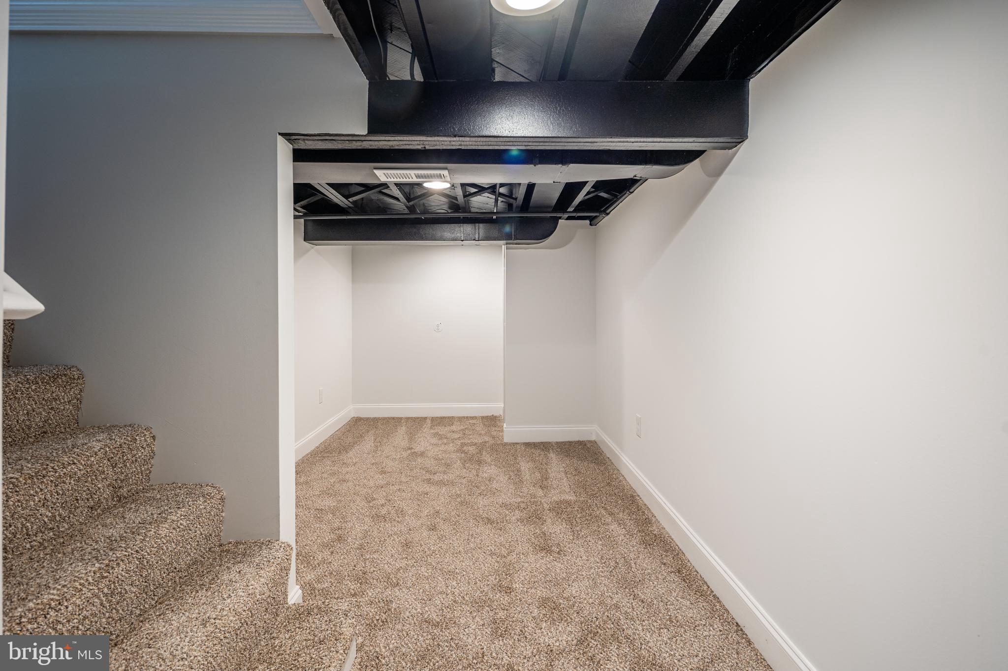 ROCKDALE PLAINS - Residential