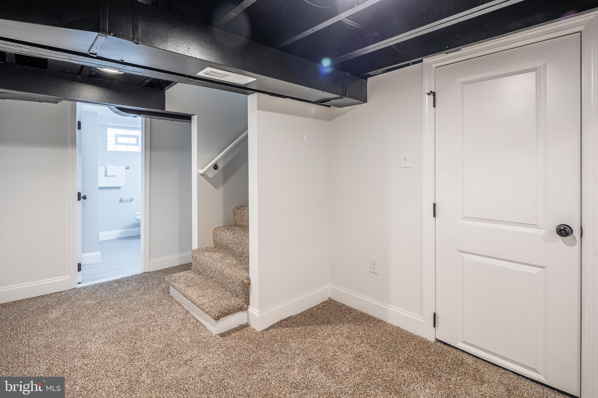 ROCKDALE PLAINS - Residential