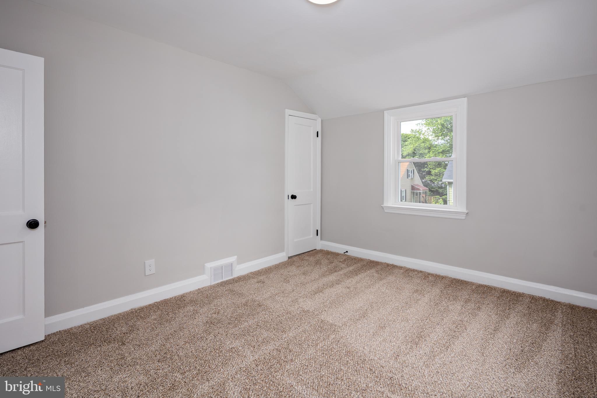 ROCKDALE PLAINS - Residential