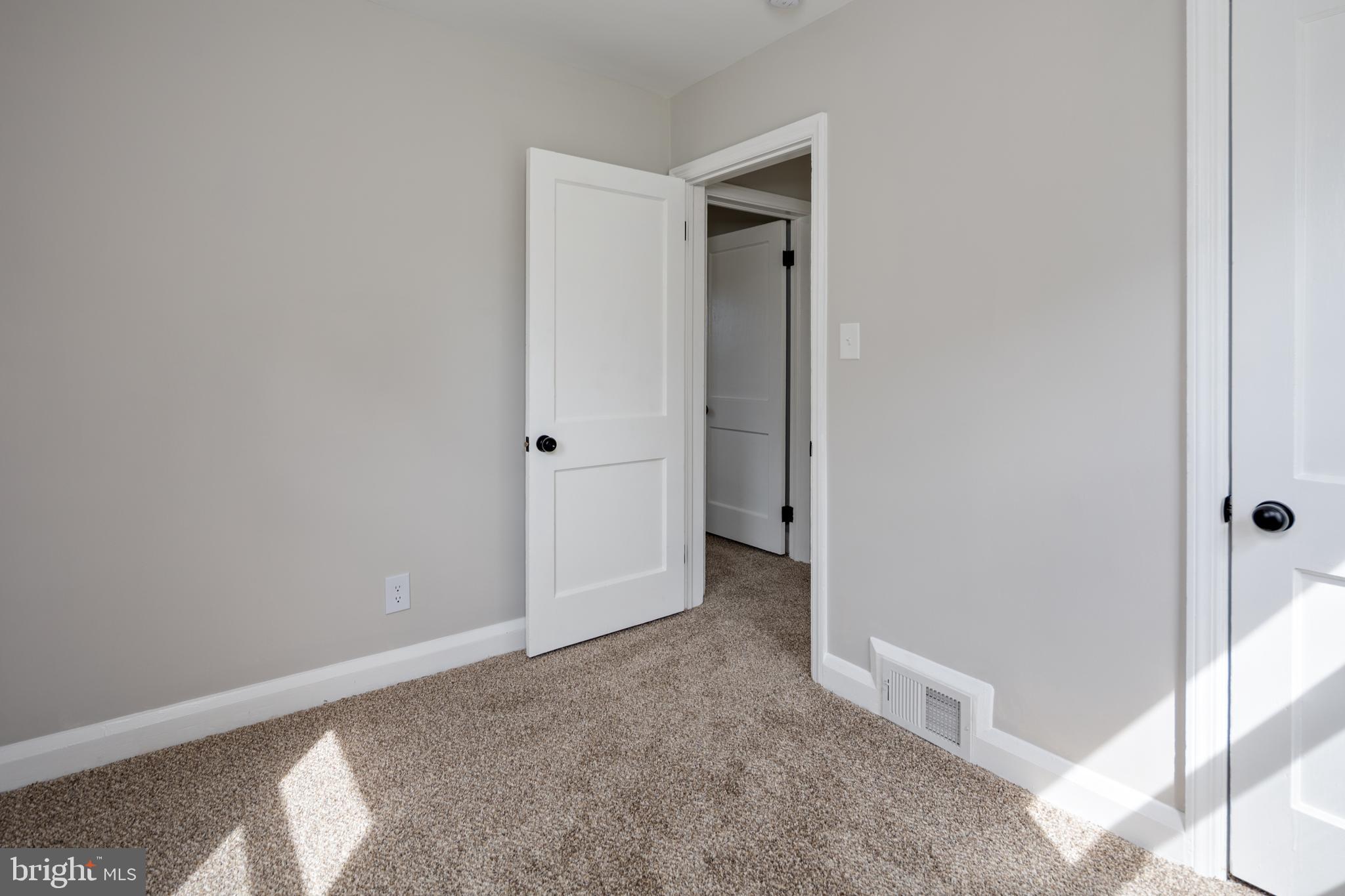 ROCKDALE PLAINS - Residential