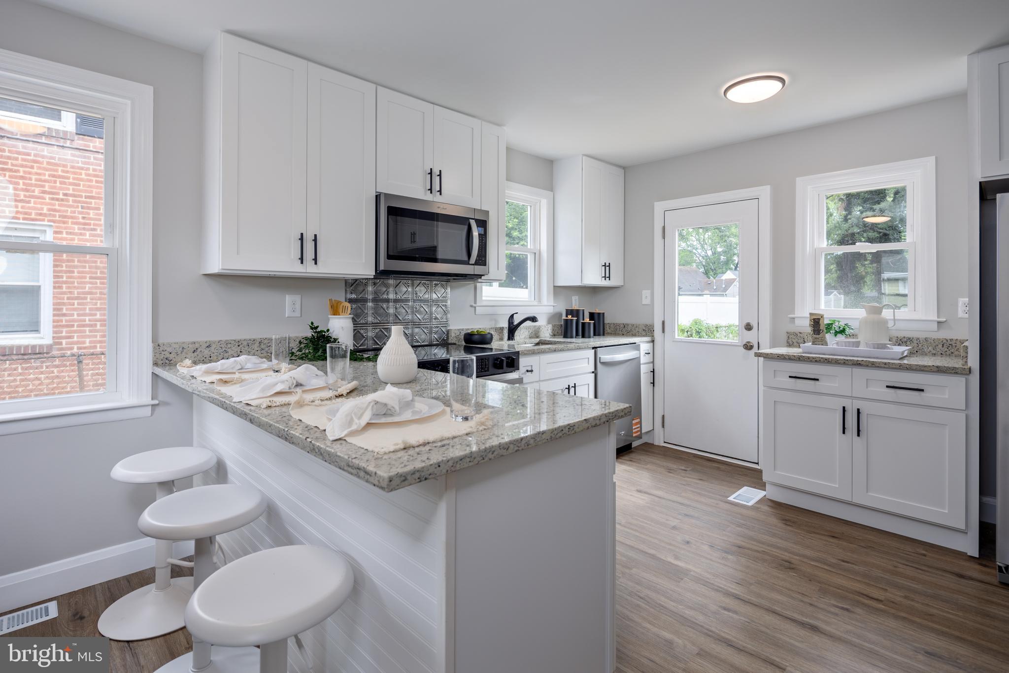 ROCKDALE PLAINS - Residential