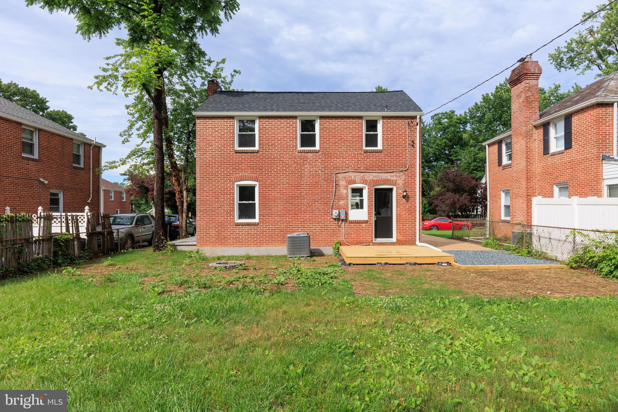 ROCKDALE PLAINS - Residential