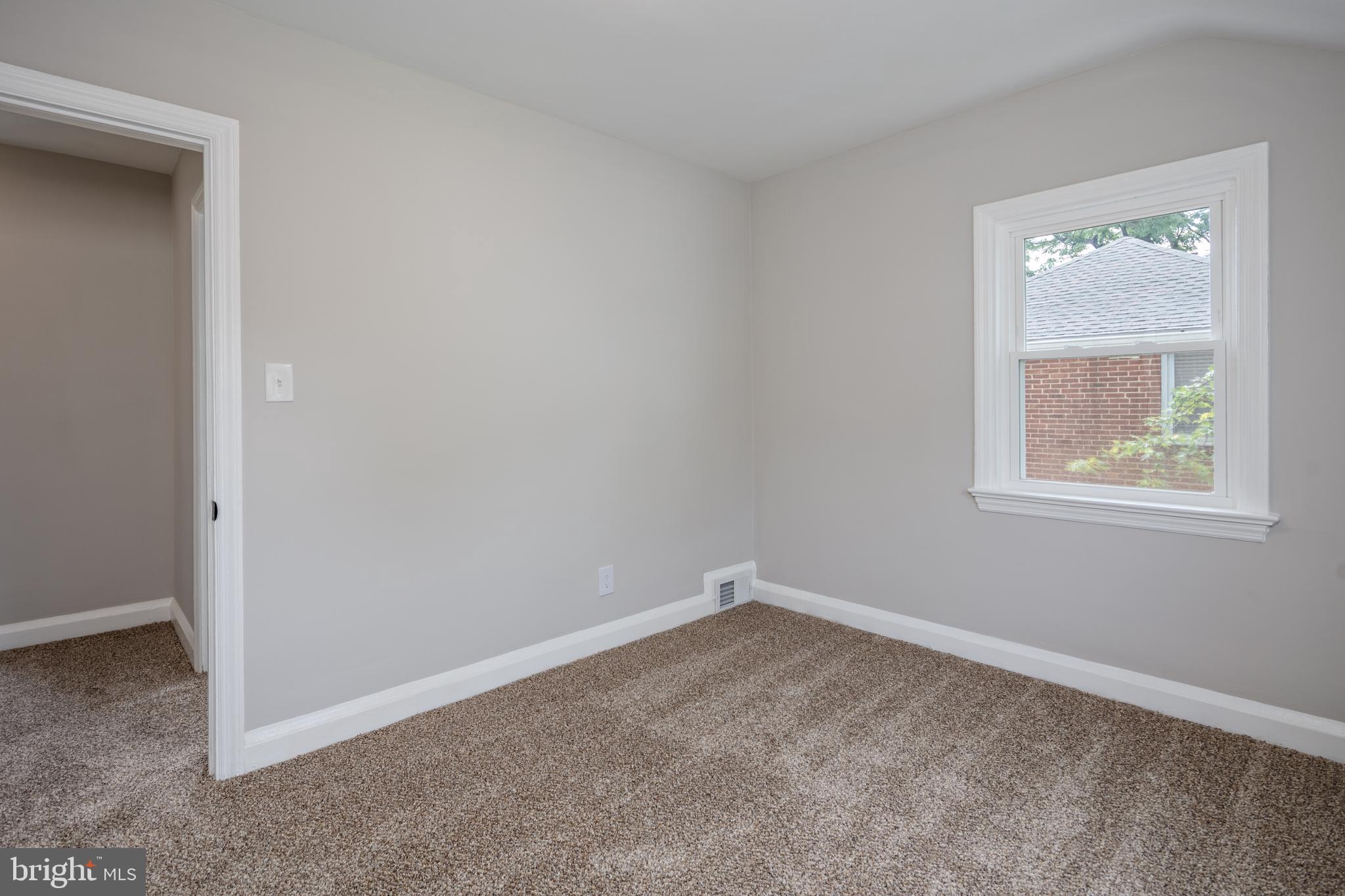 ROCKDALE PLAINS - Residential