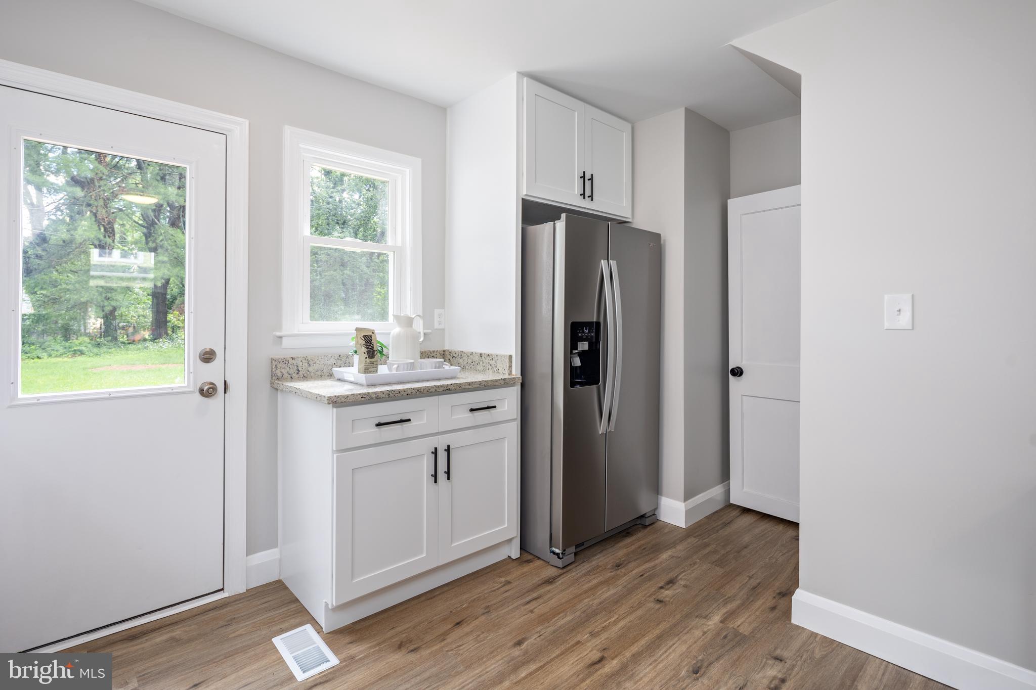 ROCKDALE PLAINS - Residential