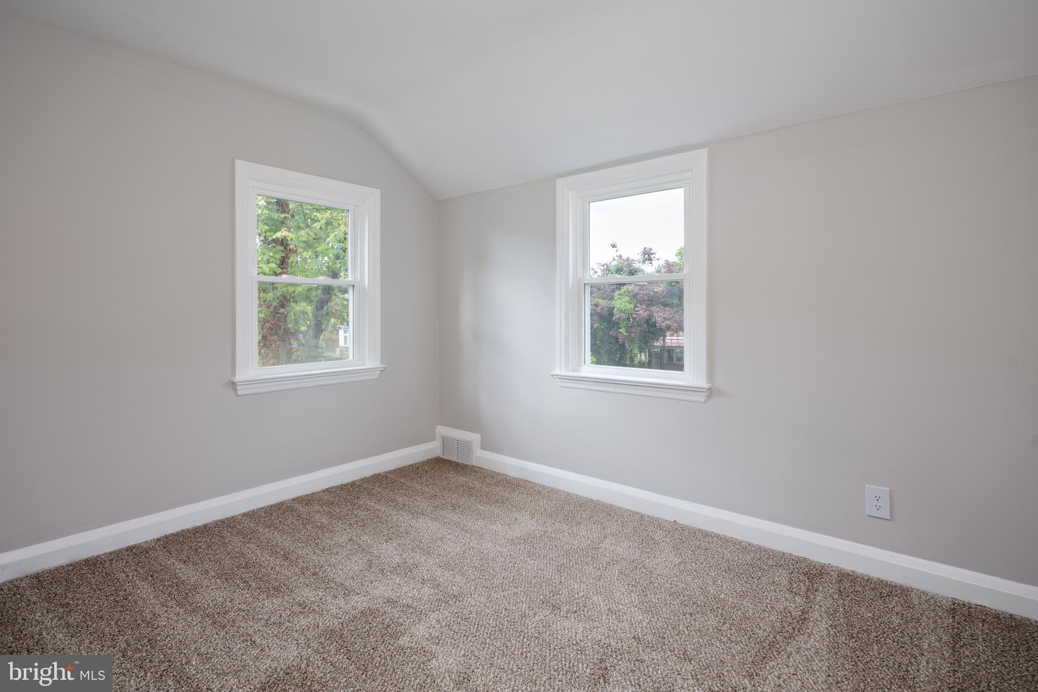 ROCKDALE PLAINS - Residential