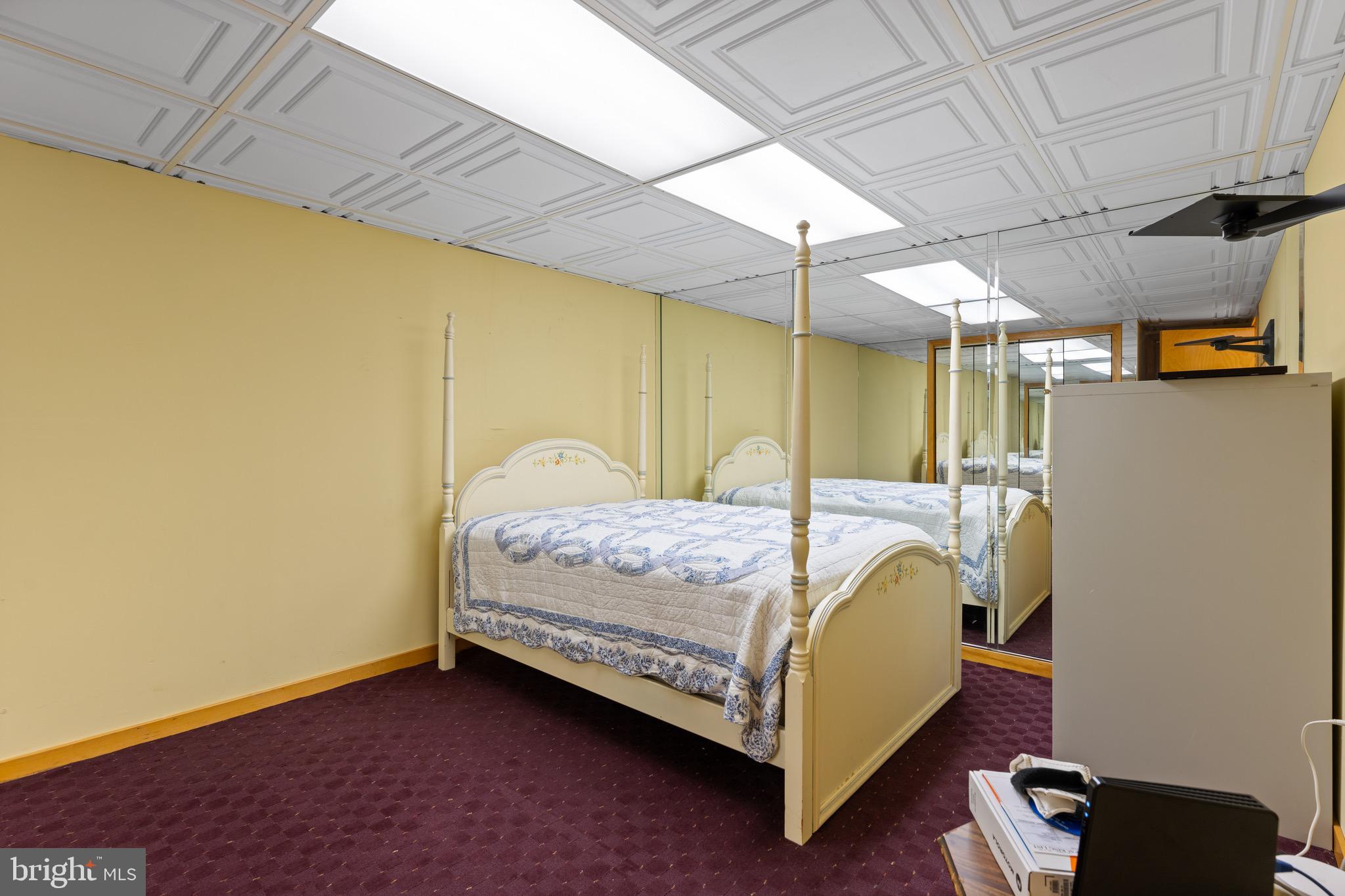 LONG LANE FARMS 2 - Residential