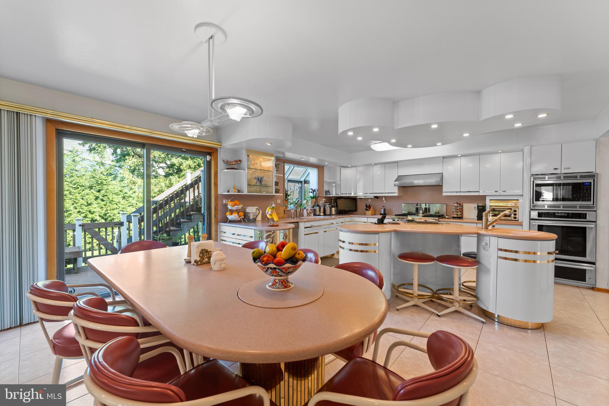 LONG LANE FARMS 2 - Residential