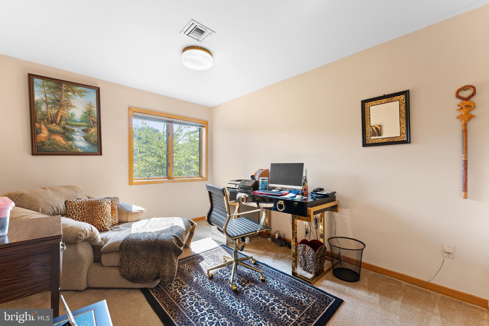 LONG LANE FARMS 2 - Residential