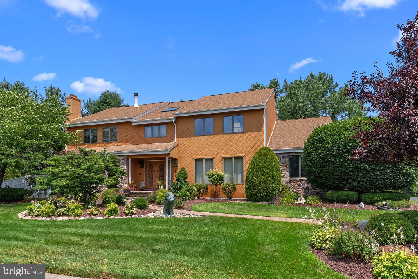 LONG LANE FARMS 2 - Residential