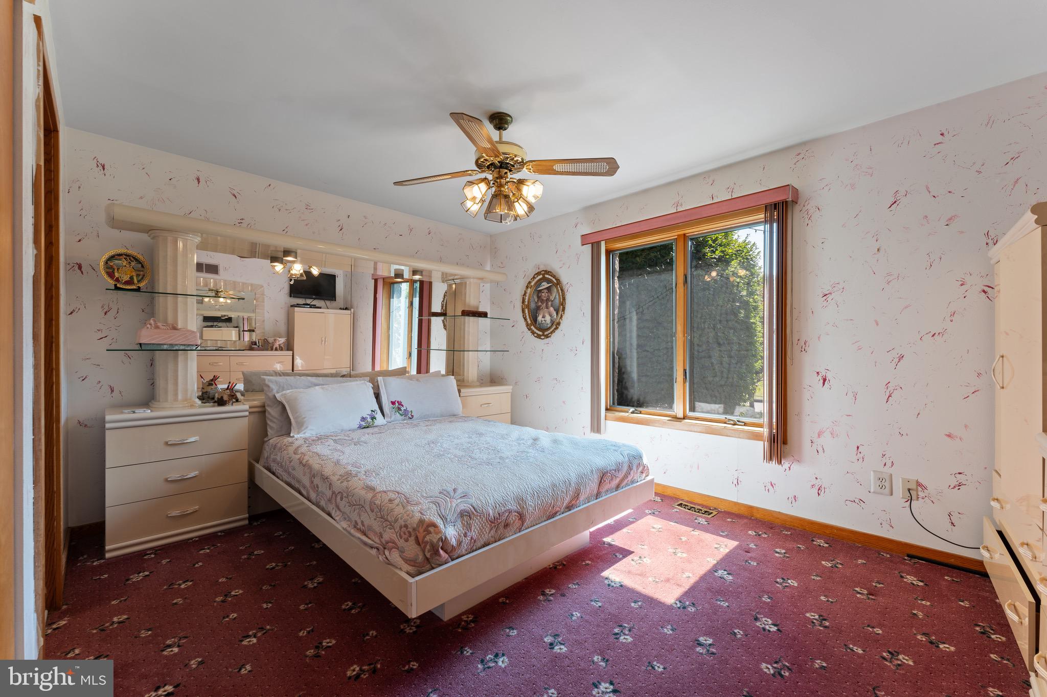 LONG LANE FARMS 2 - Residential