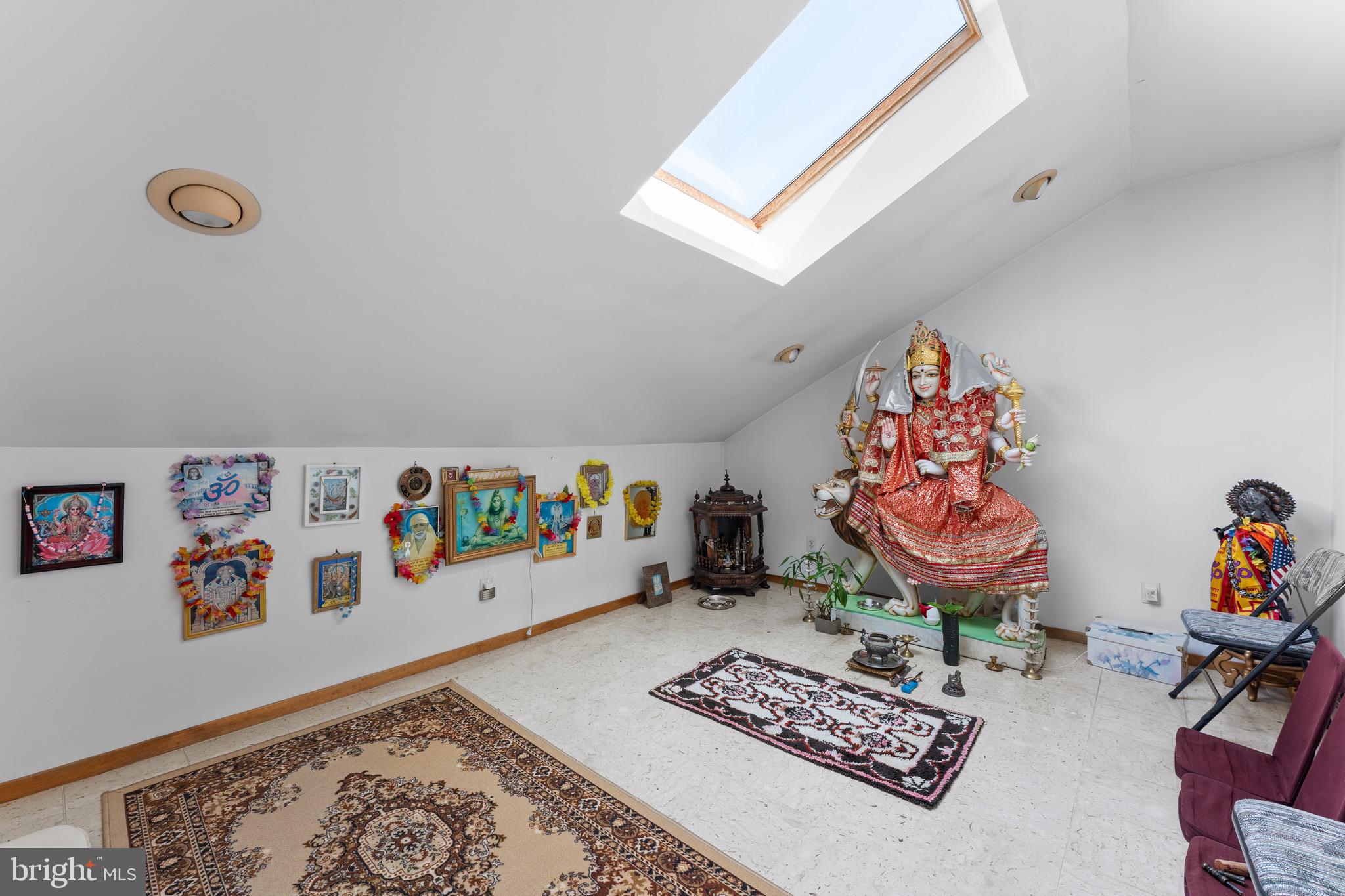 LONG LANE FARMS 2 - Residential