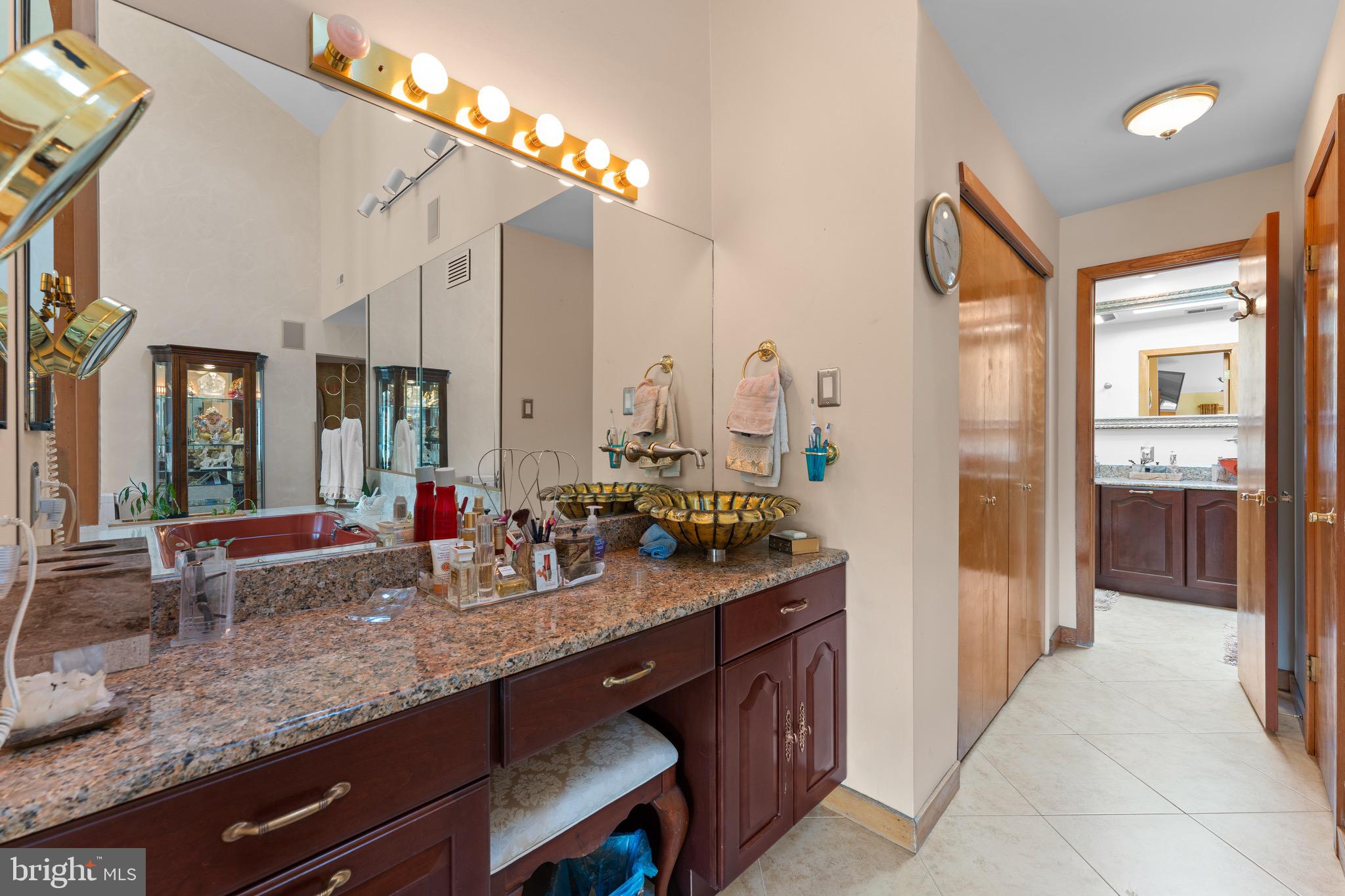 LONG LANE FARMS 2 - Residential