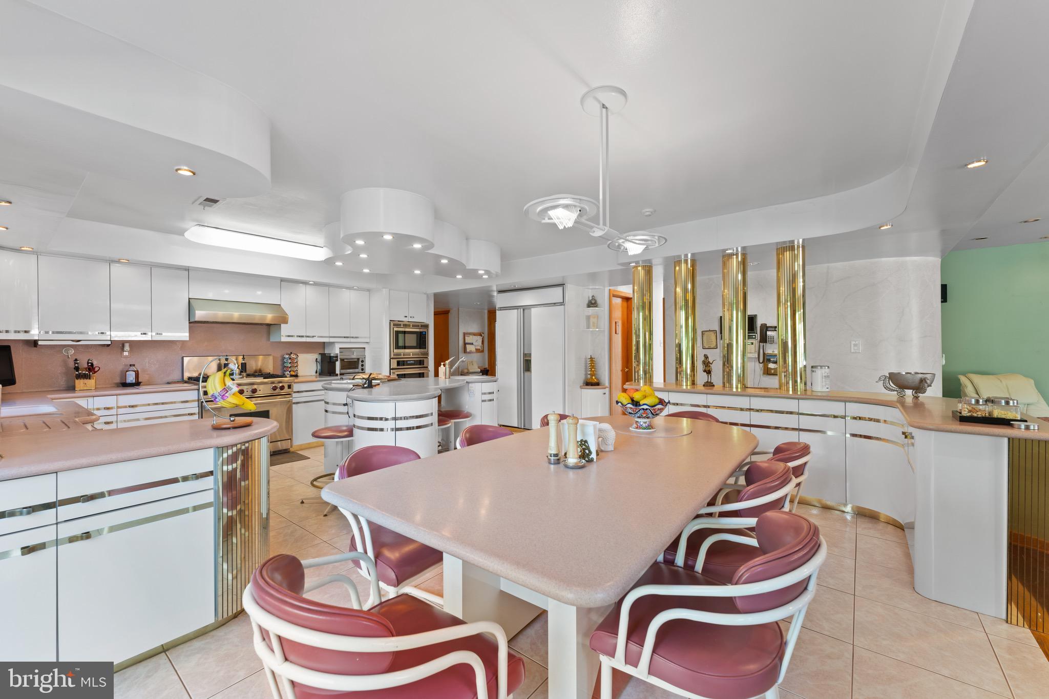 LONG LANE FARMS 2 - Residential