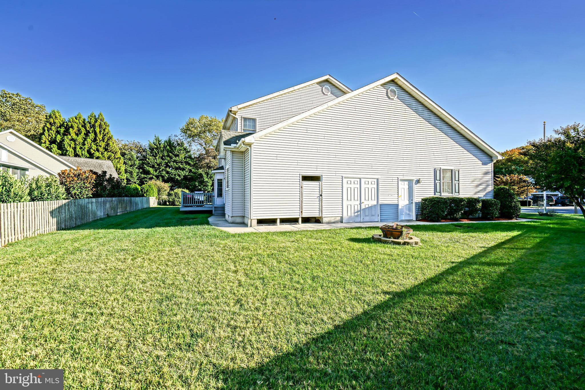 PILOTTOWN VILLAGE - Residential