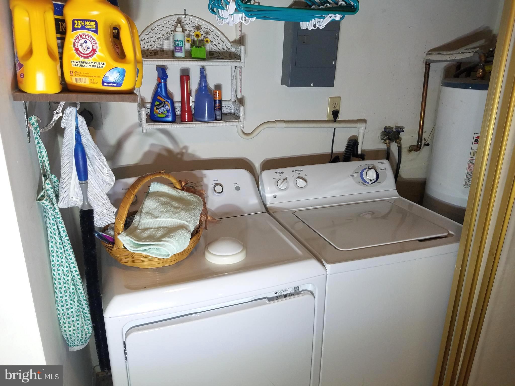 ROSSMOOR LEISURE WORLD - Residential