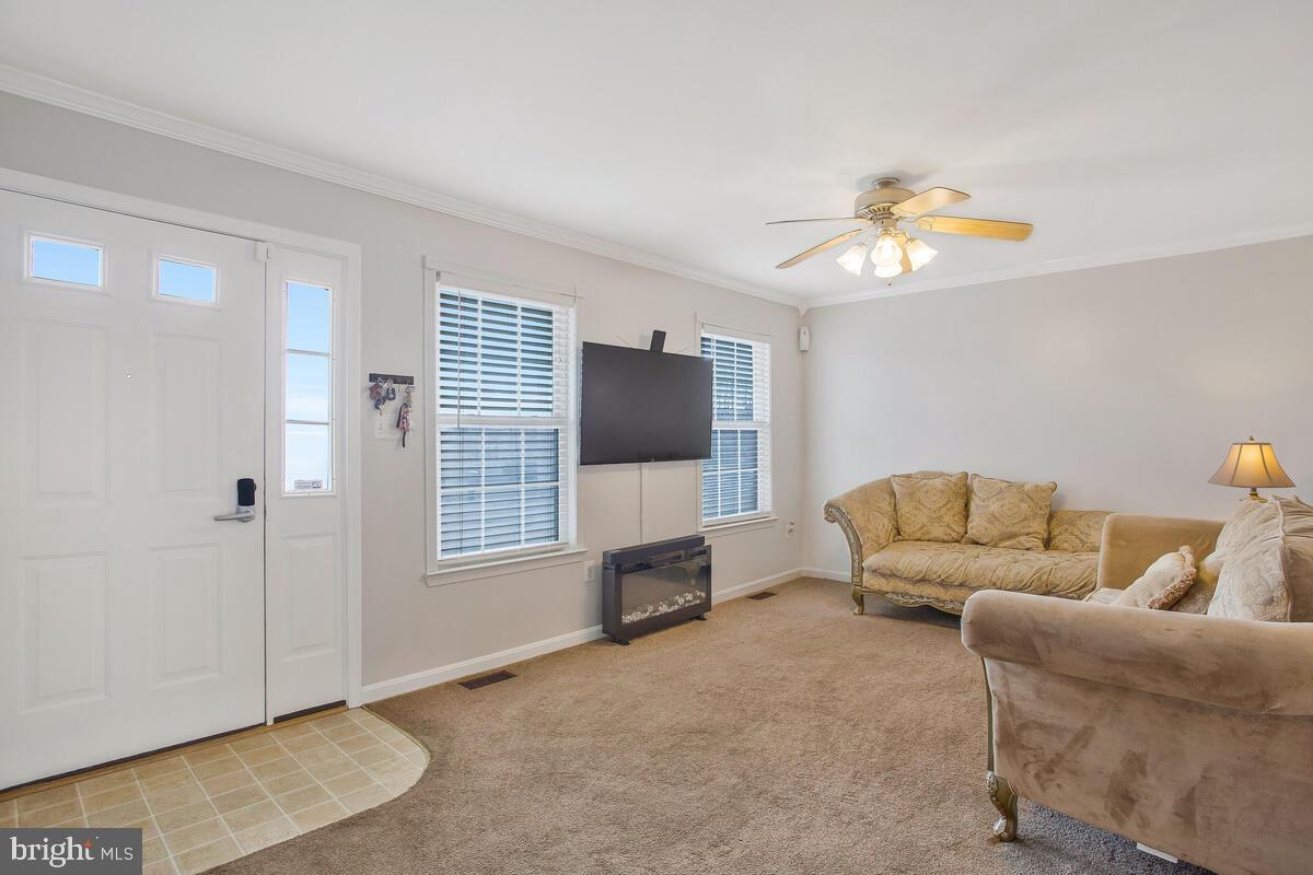 YARDLEY HILLS - Residential