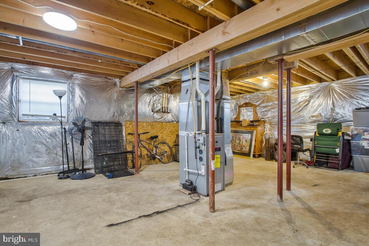 YARDLEY HILLS - Residential