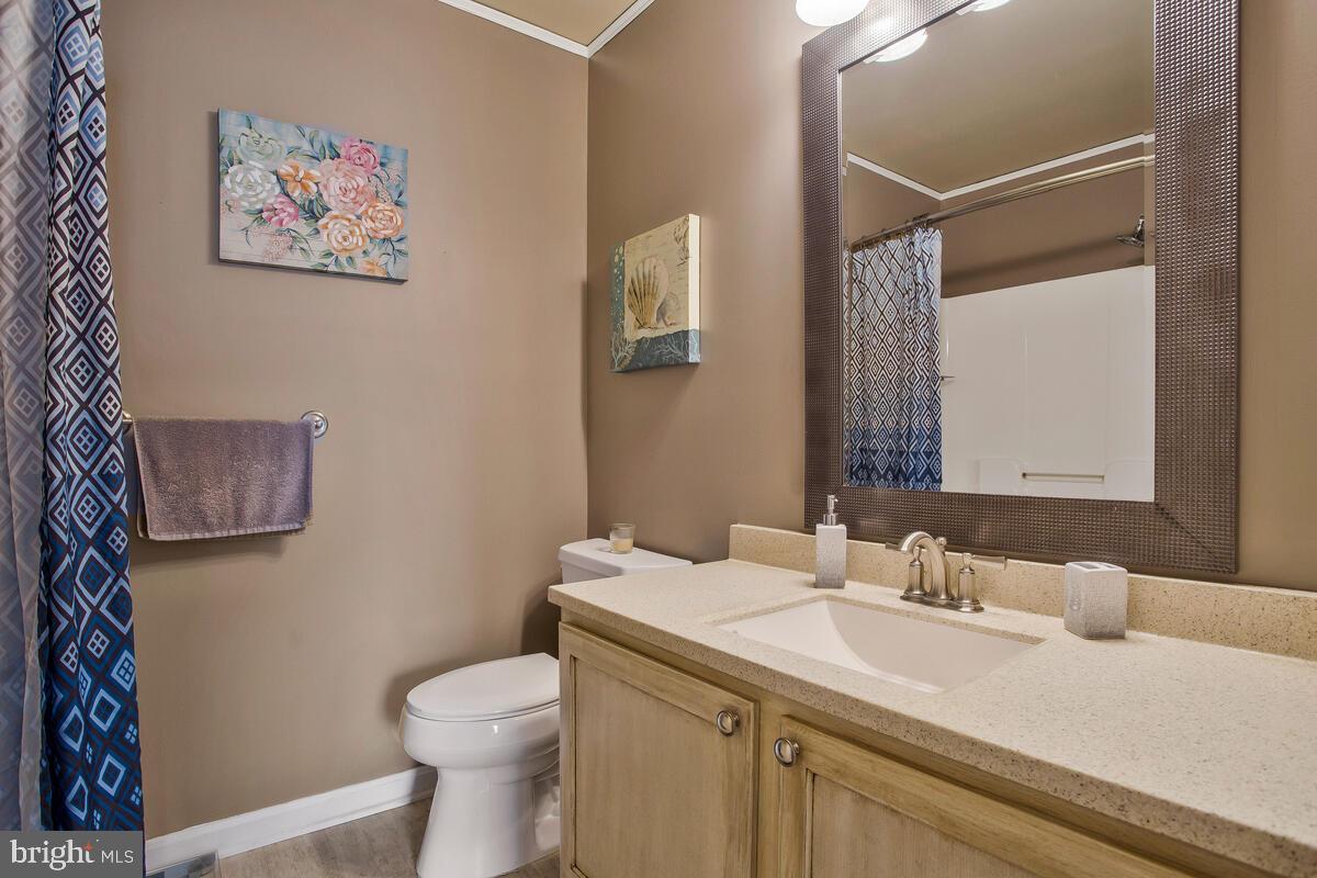 YARDLEY HILLS - Residential