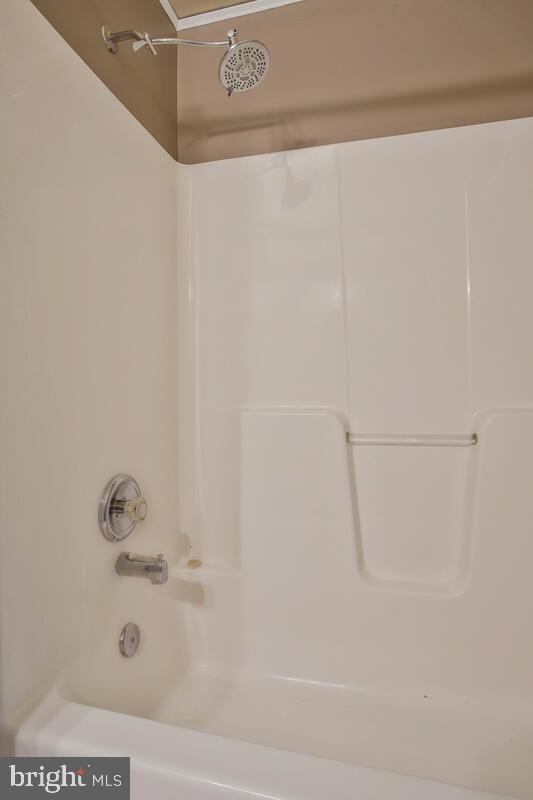 YARDLEY HILLS - Residential