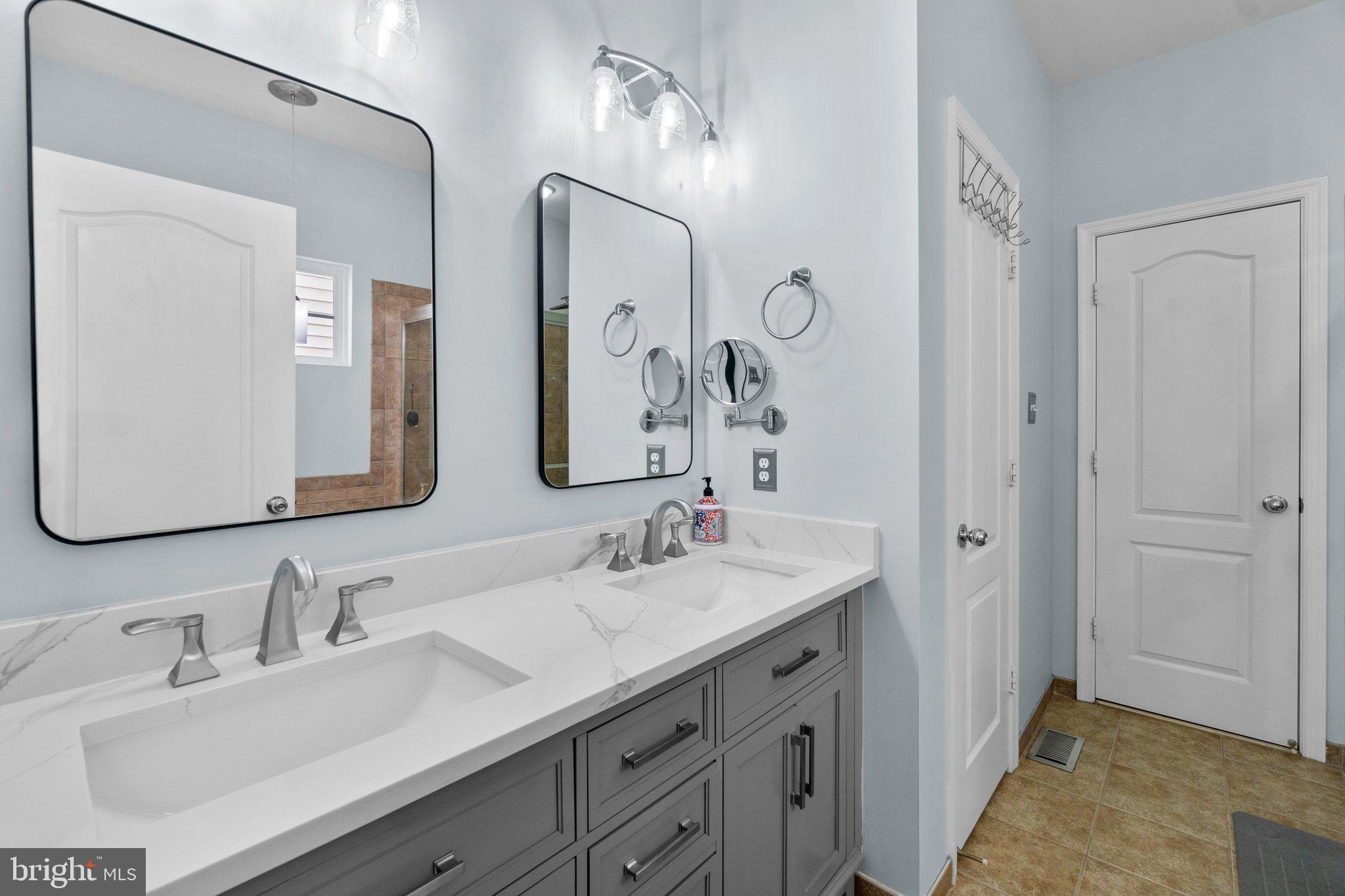 AUDUBON TERRACE VILLAS - Residential Lease