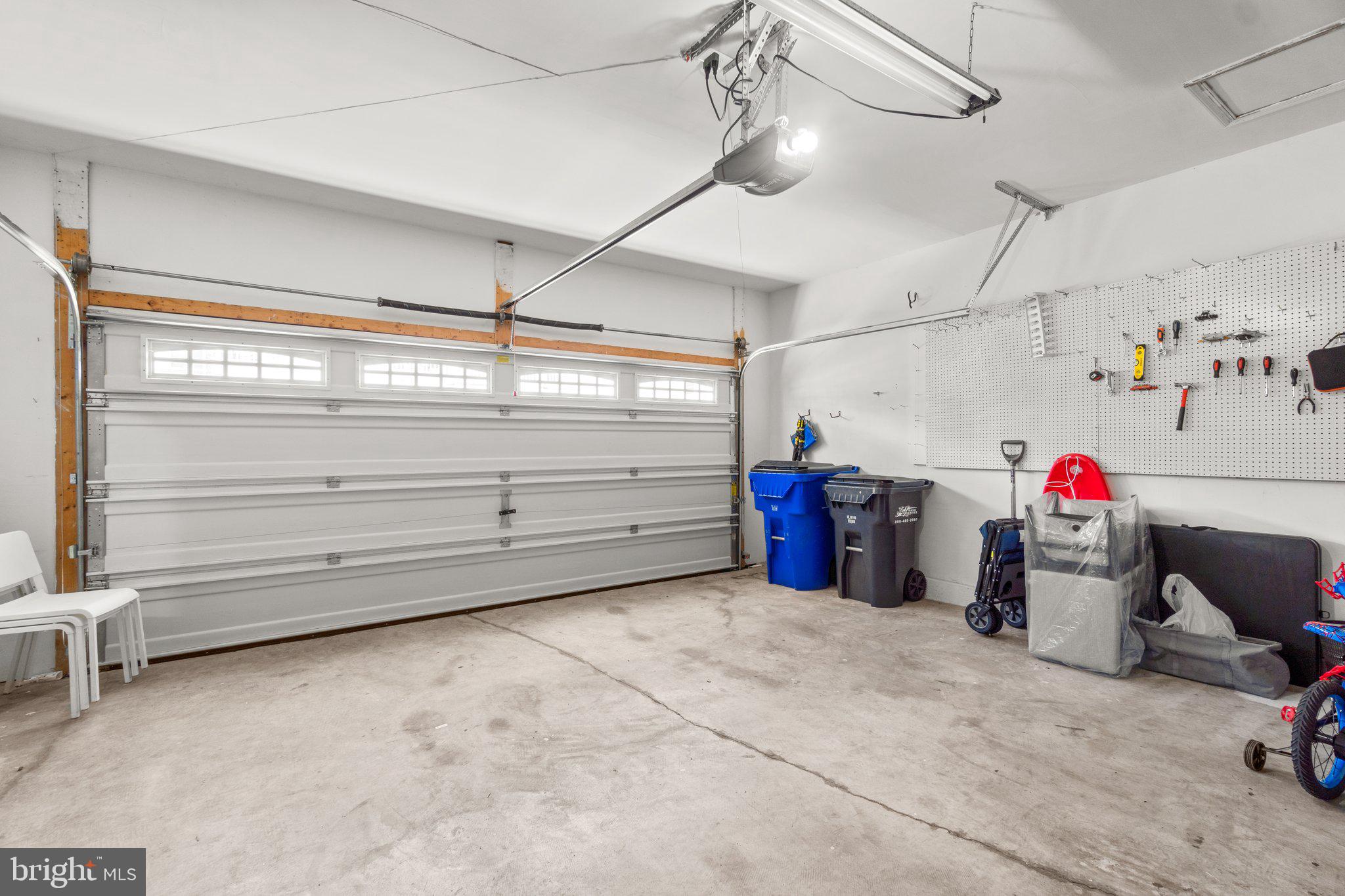 AUDUBON TERRACE VILLAS - Residential Lease