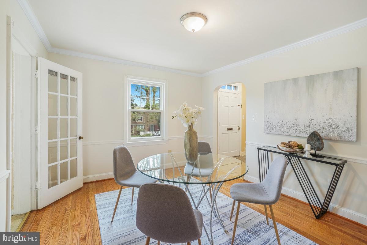 LINDEN FOREST - Residential