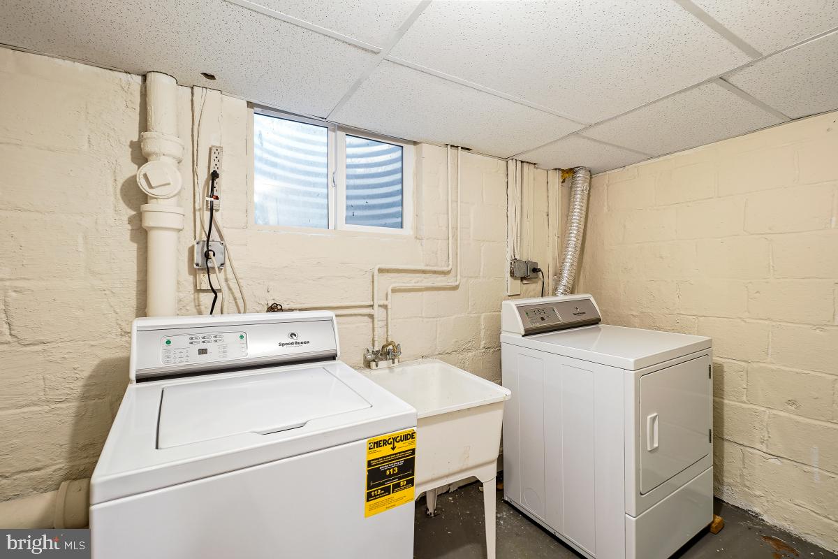 LINDEN FOREST - Residential