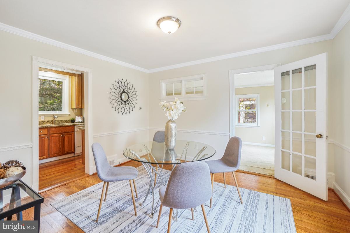 LINDEN FOREST - Residential