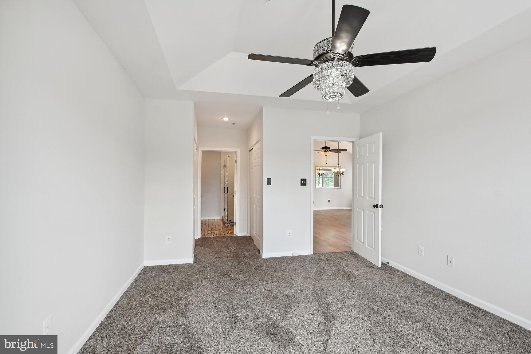 LAKESIDE AT SOUTH RIDING - Residential