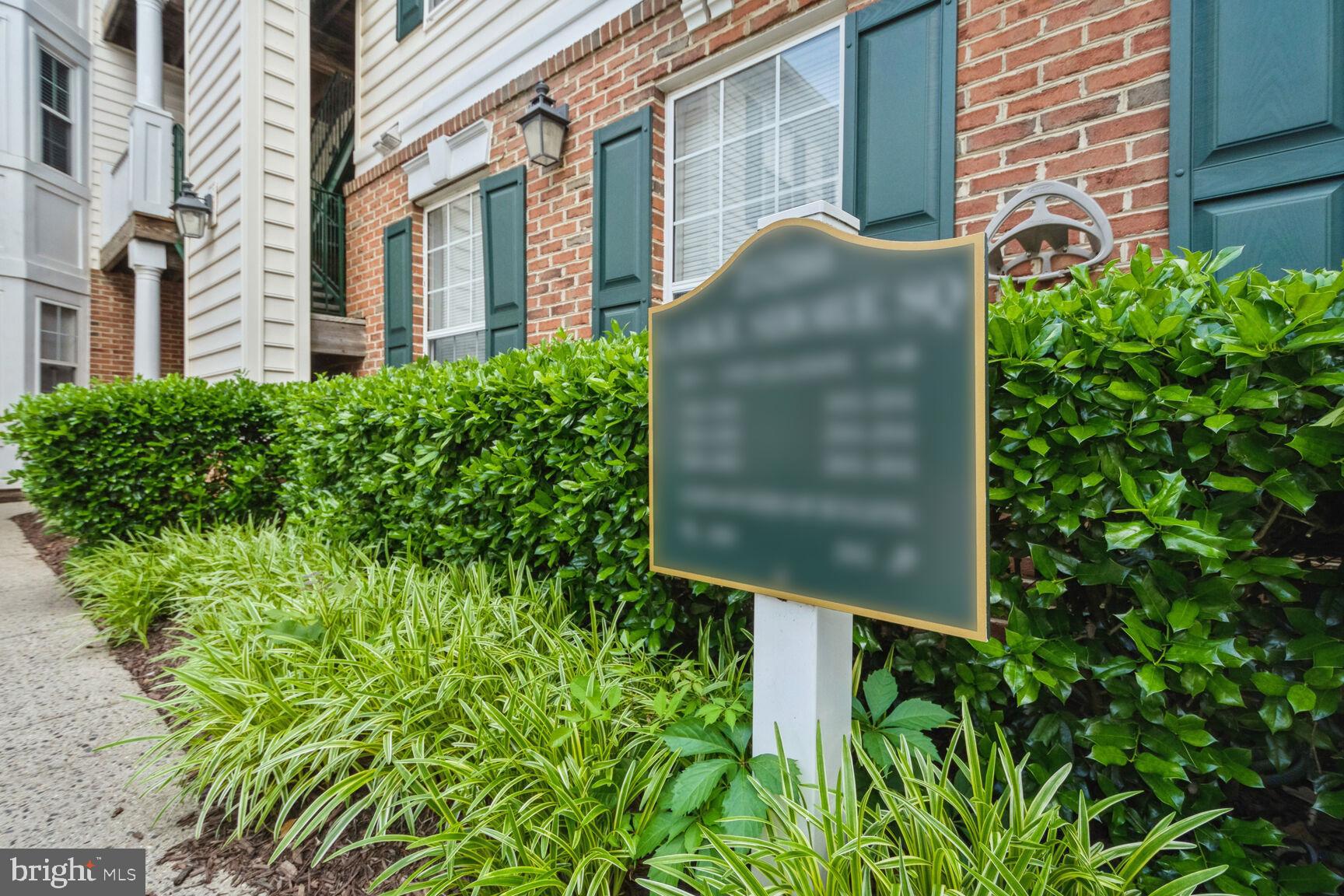 LAKESIDE AT SOUTH RIDING - Residential
