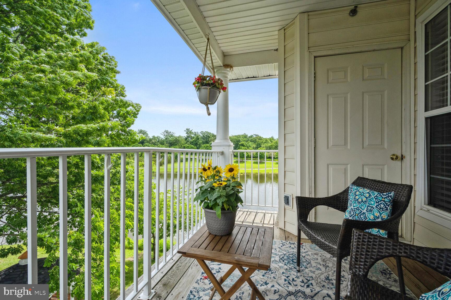 LAKESIDE AT SOUTH RIDING - Residential