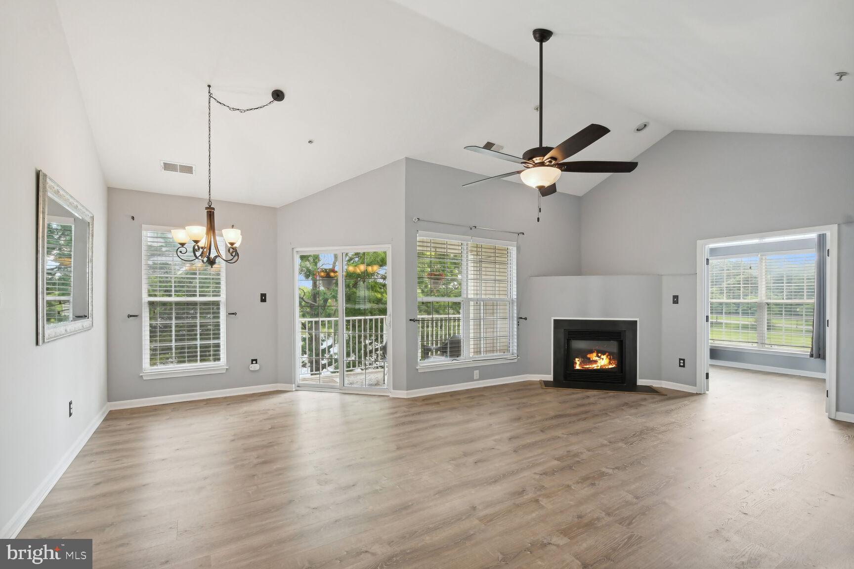 LAKESIDE AT SOUTH RIDING - Residential