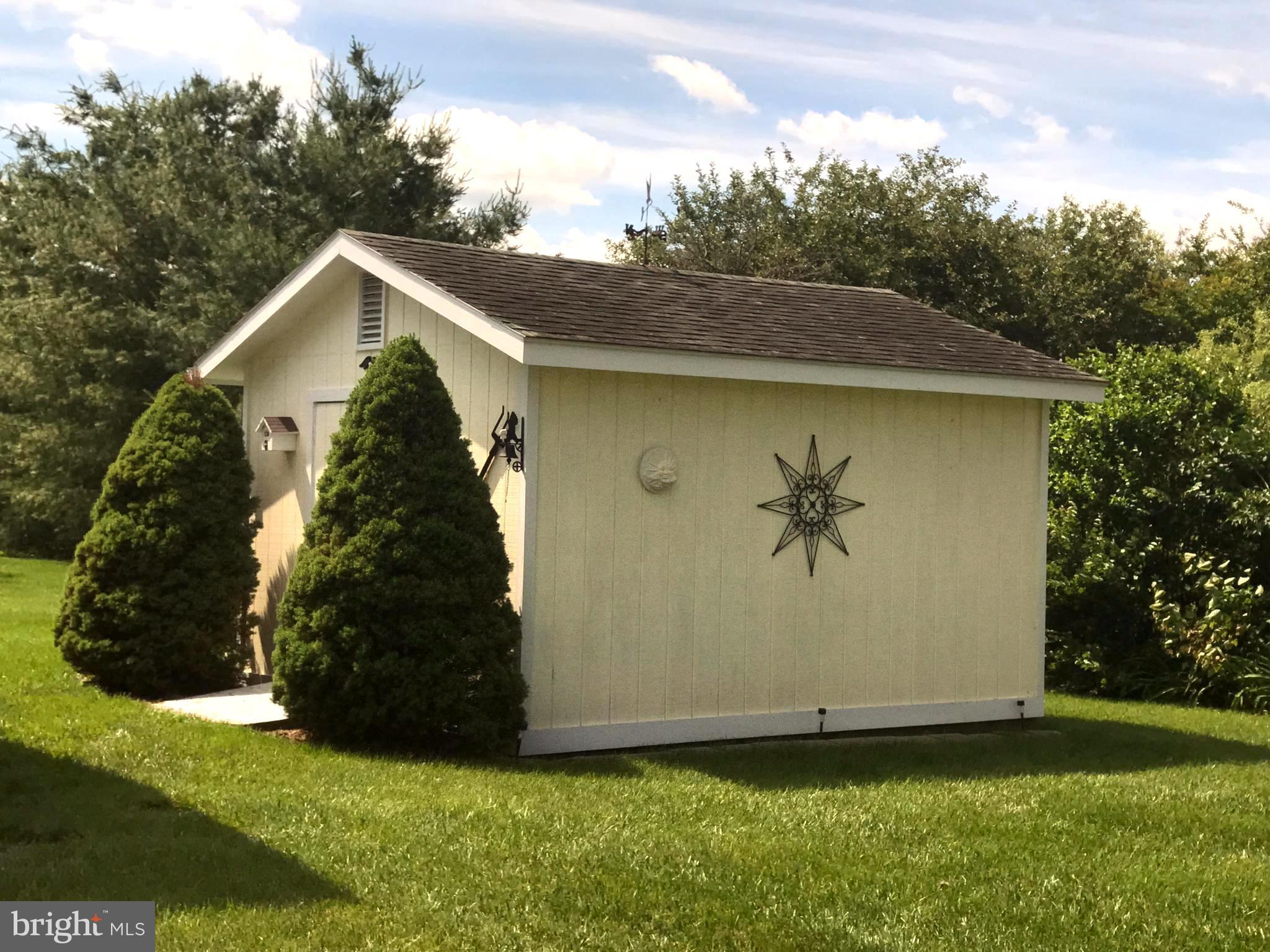 THE FOOTHILLS - Residential