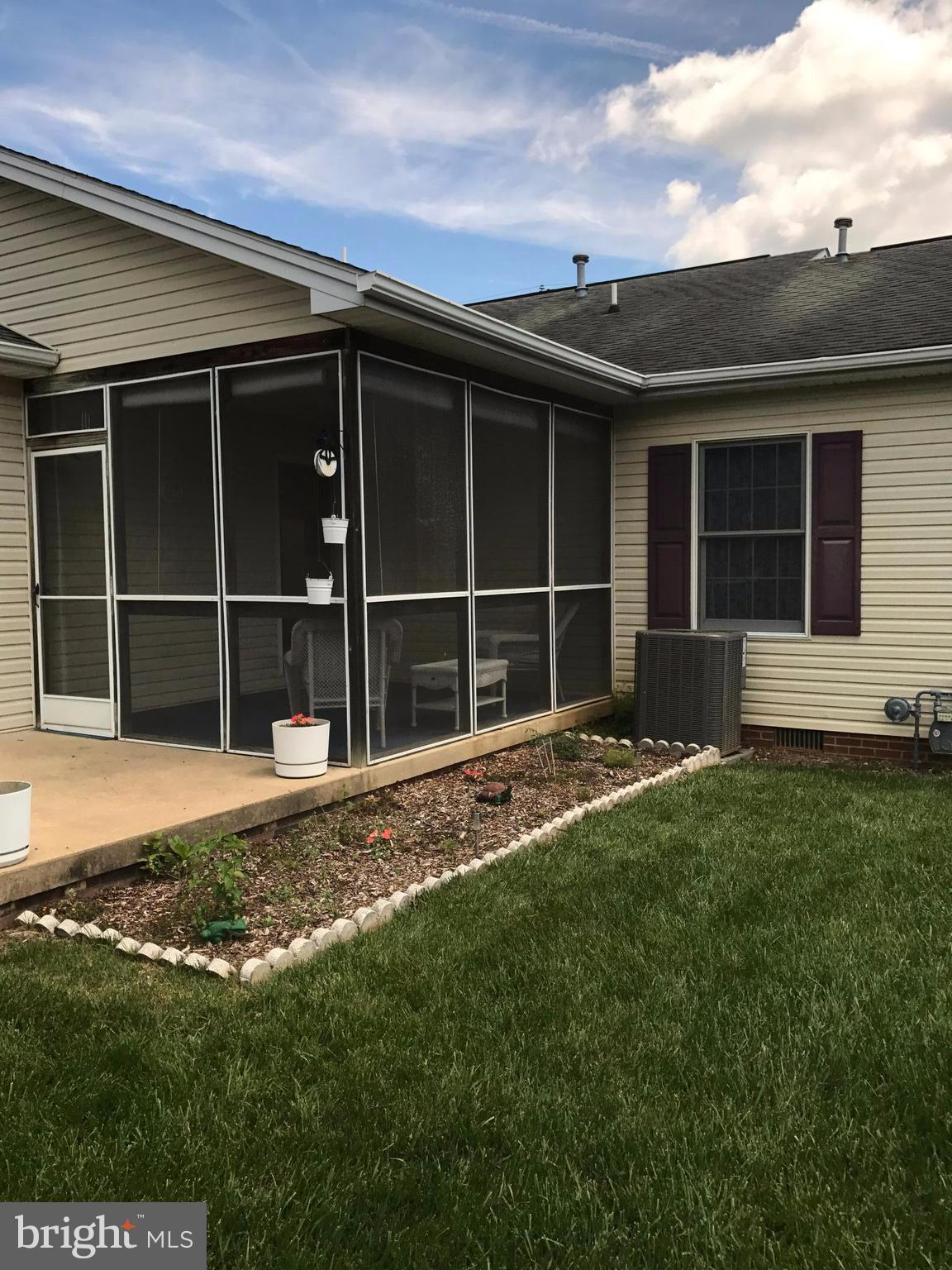 THE FOOTHILLS - Residential