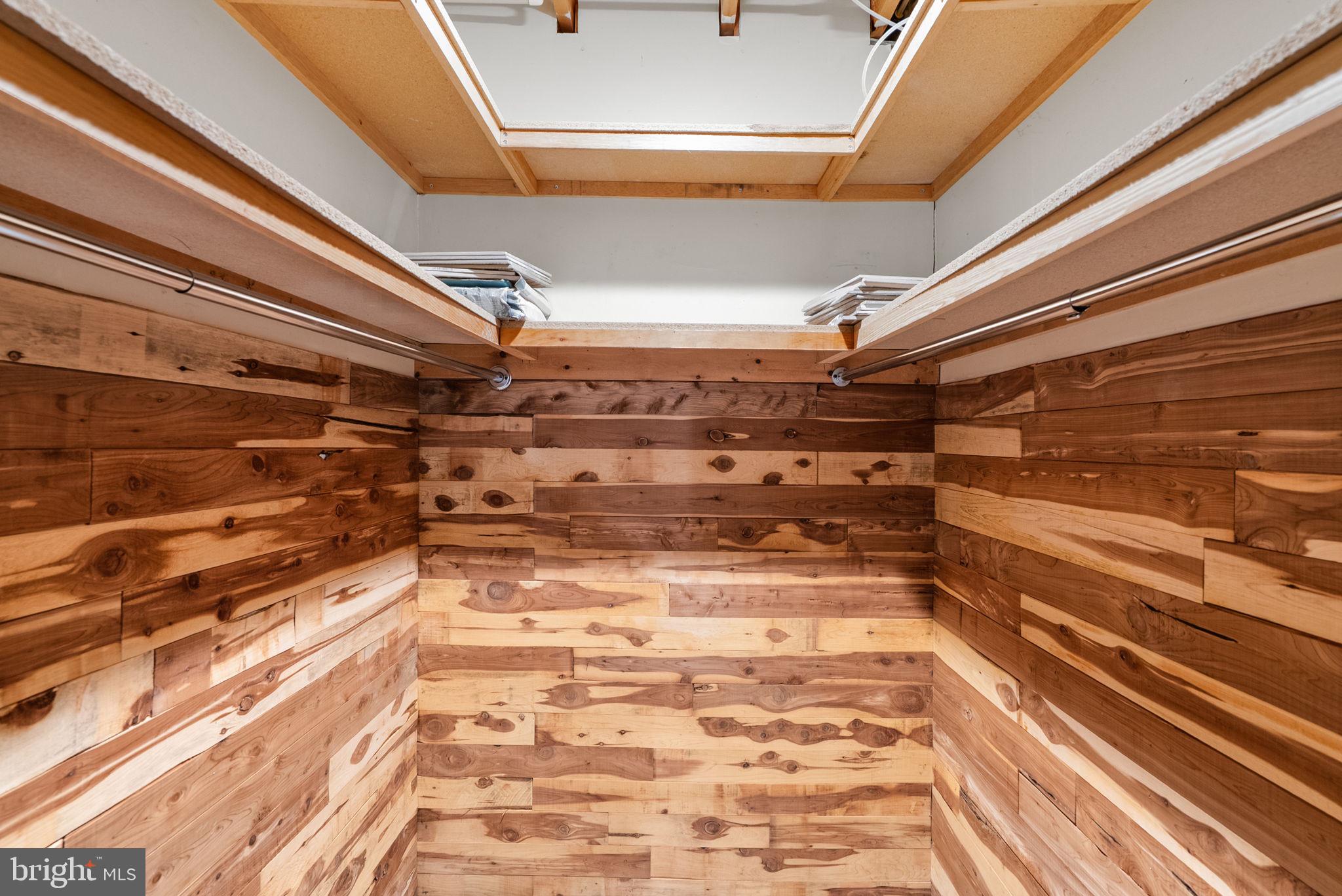 NOTTINGHAM VILLAGE - Residential