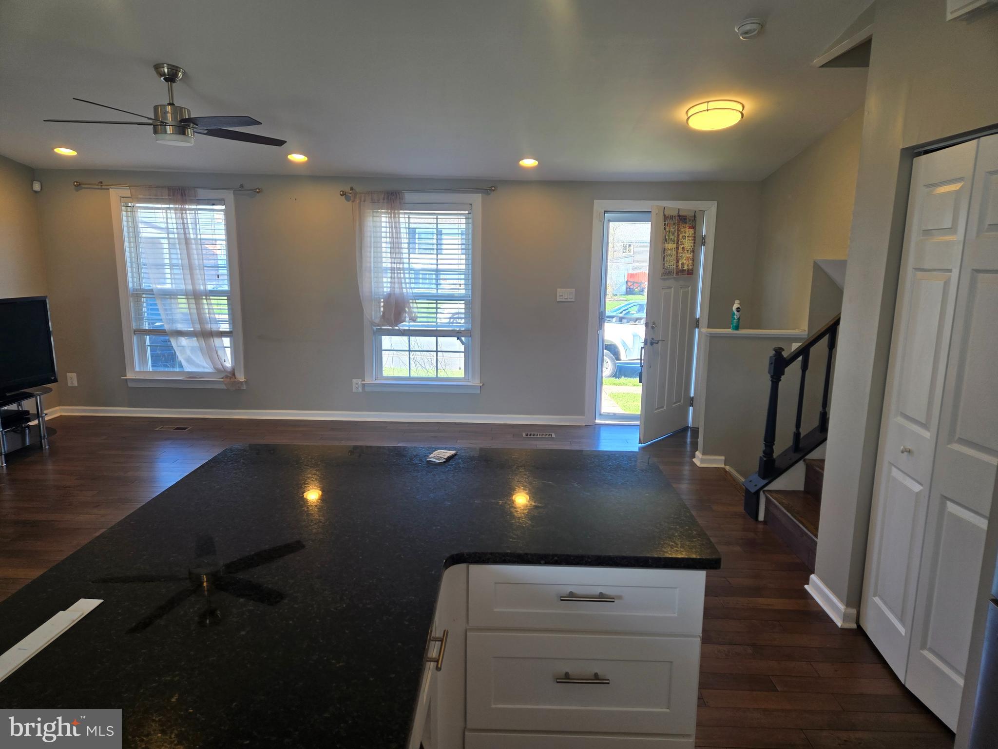 HARMANS WOODS - Residential