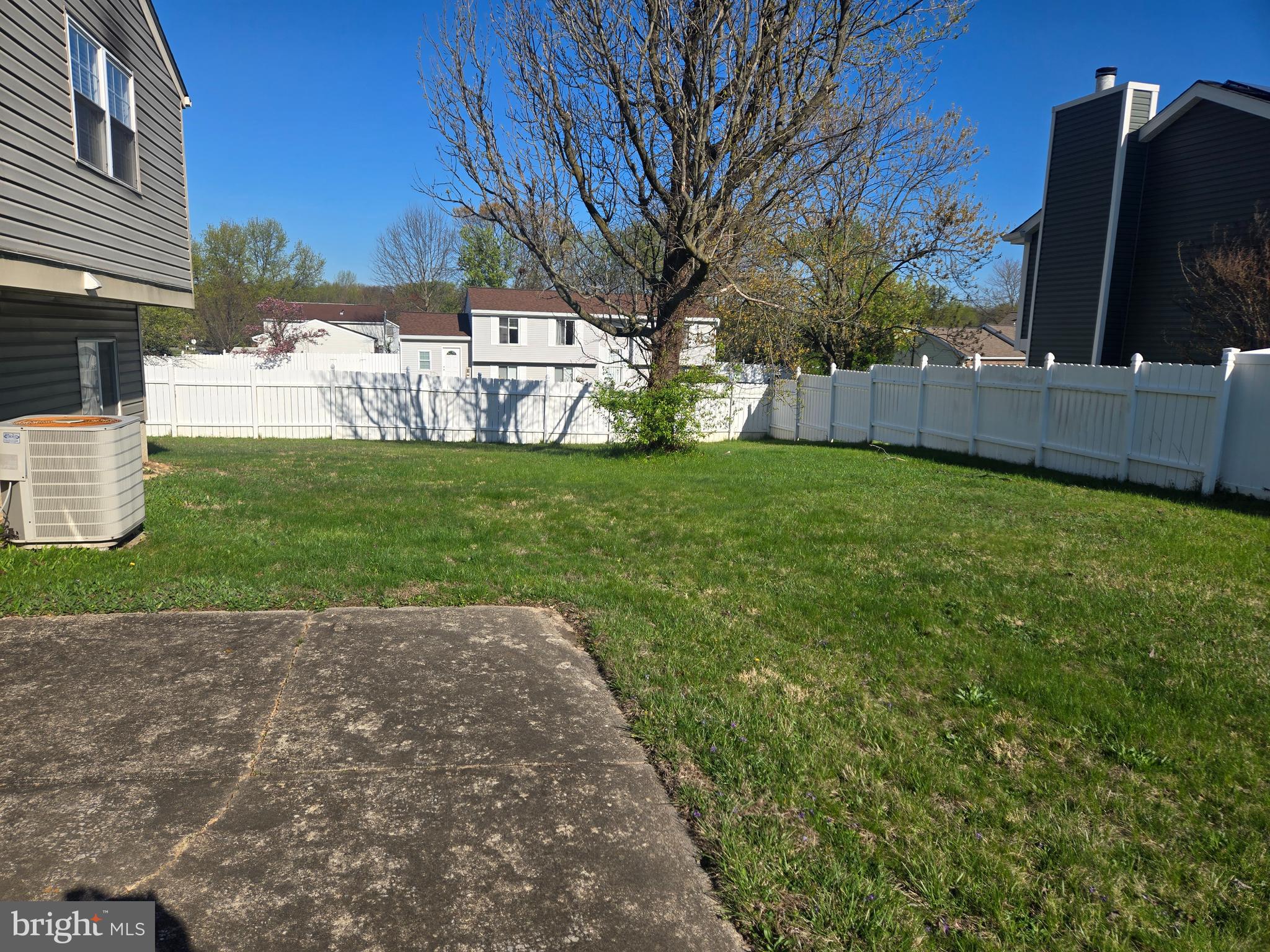 HARMANS WOODS - Residential