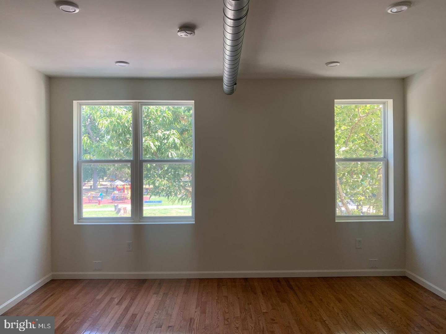 434 S 52ND STREET 3R