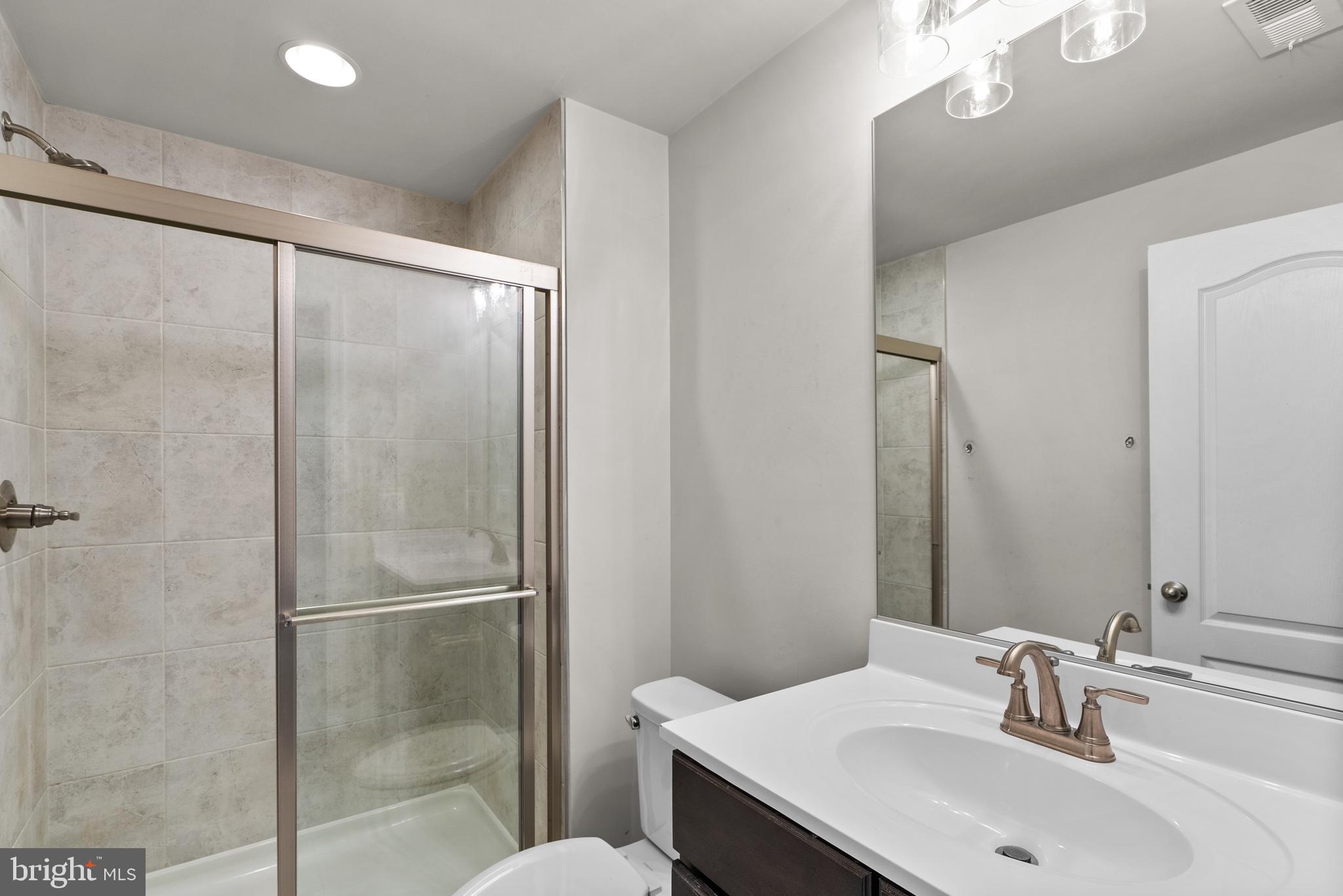 TANTALLON SQUARE - Residential