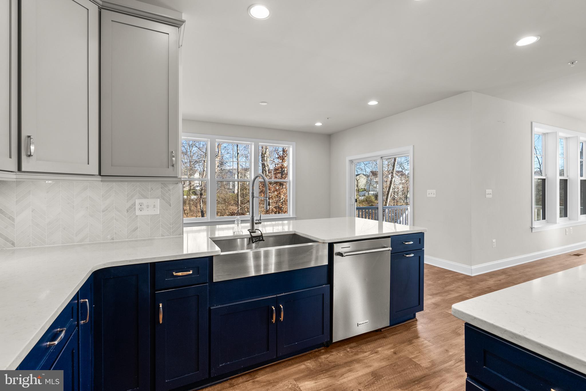 TANTALLON SQUARE - Residential