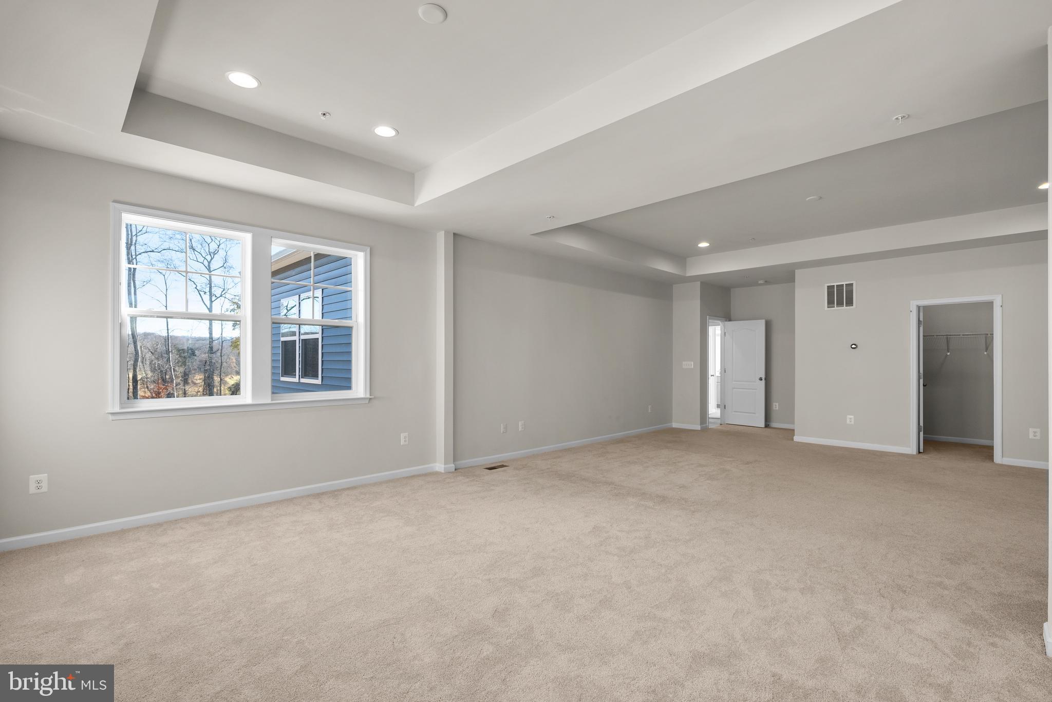 TANTALLON SQUARE - Residential