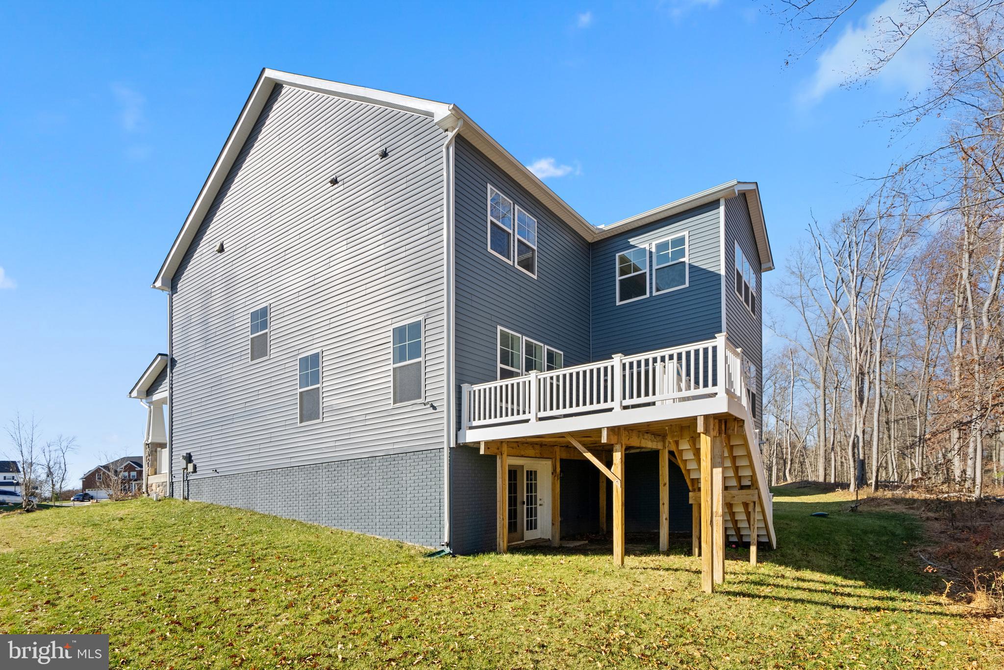 TANTALLON SQUARE - Residential