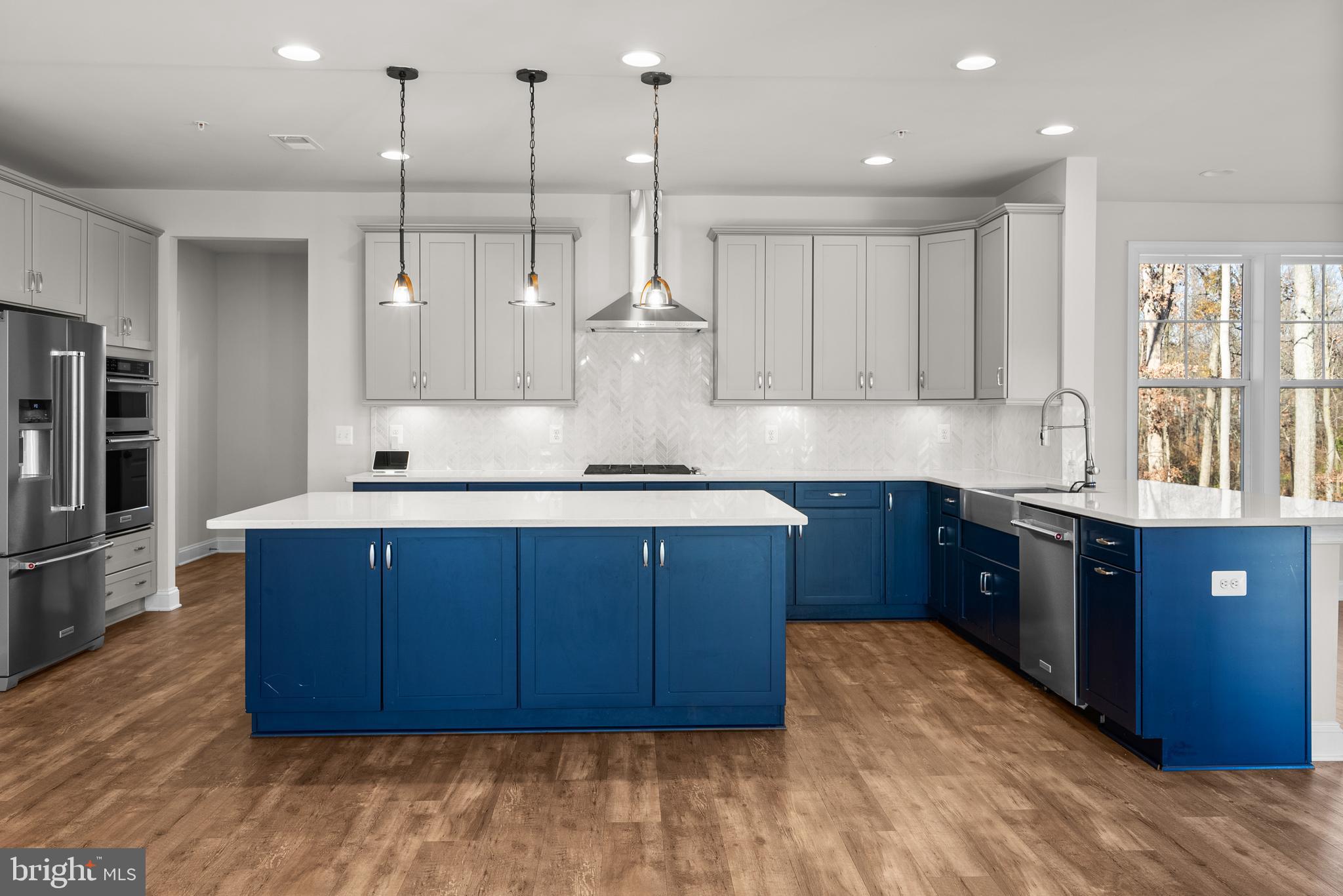 TANTALLON SQUARE - Residential