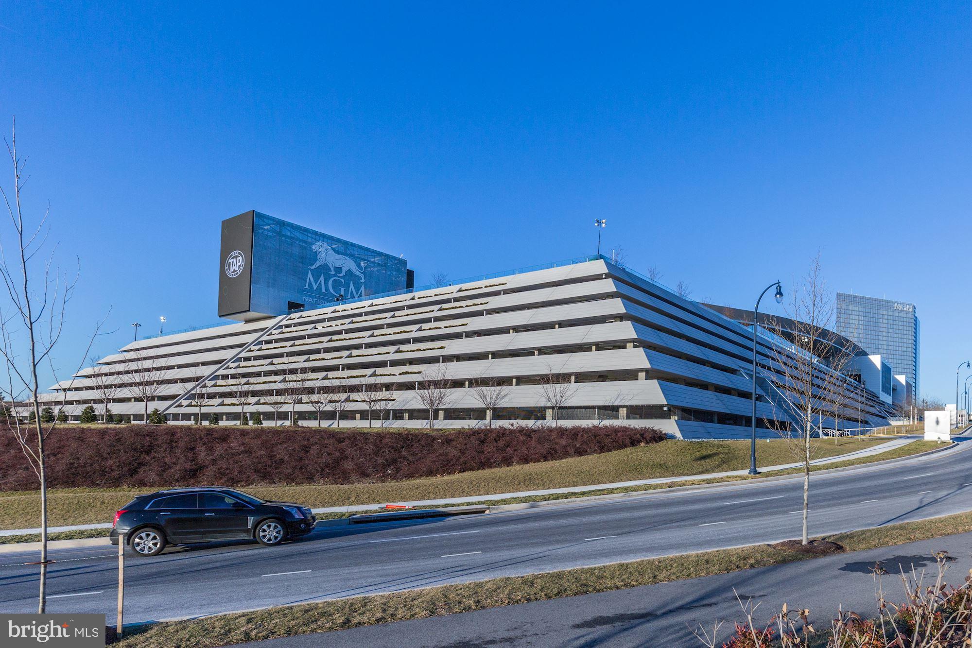 TANTALLON SQUARE - Residential