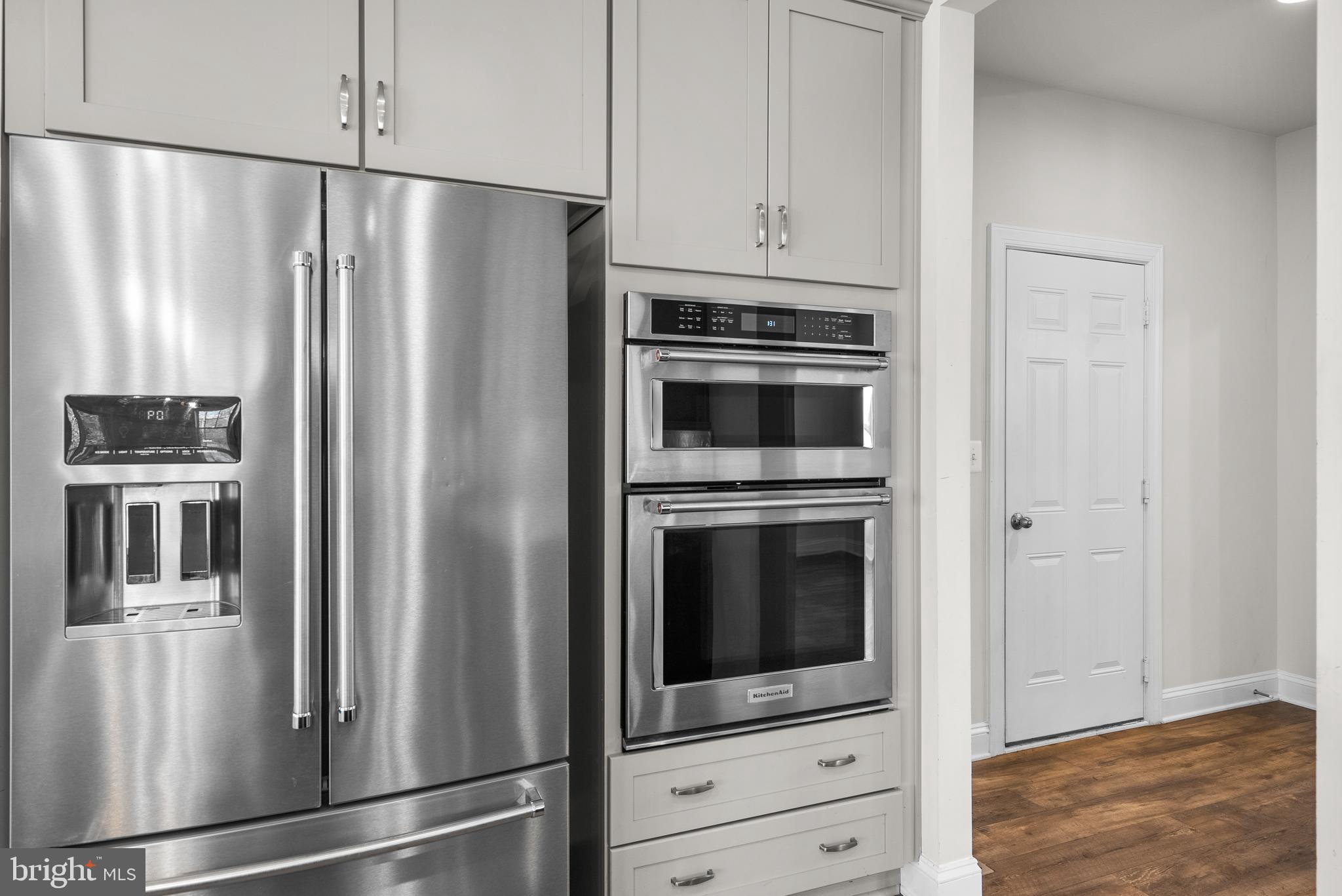 TANTALLON SQUARE - Residential