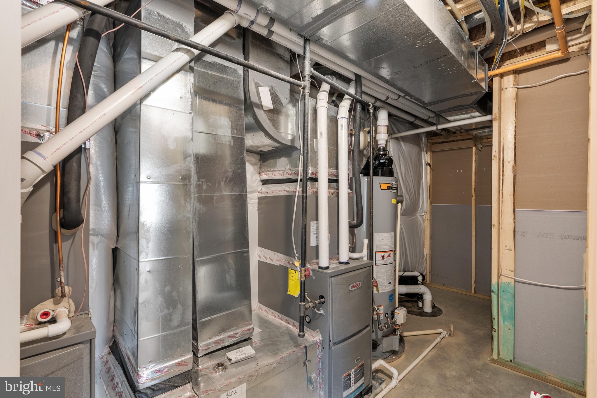 TANTALLON SQUARE - Residential